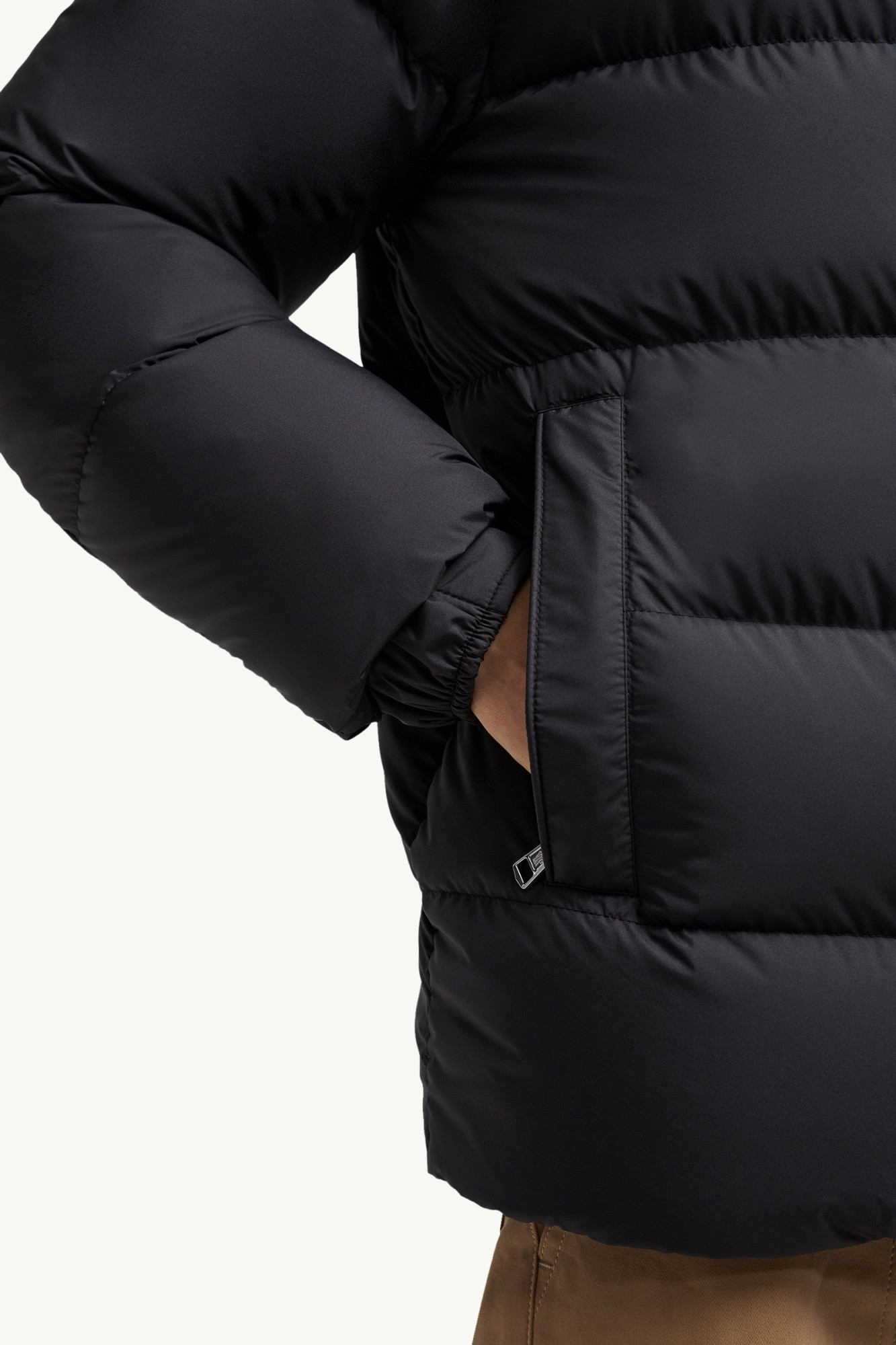 Moncler Maya 70 Hooded Short Down Jacket In Black