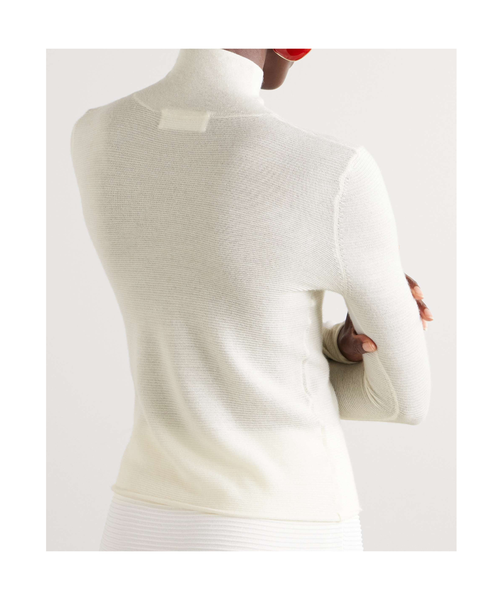 Lisa Yang Lory Turtleneck In White