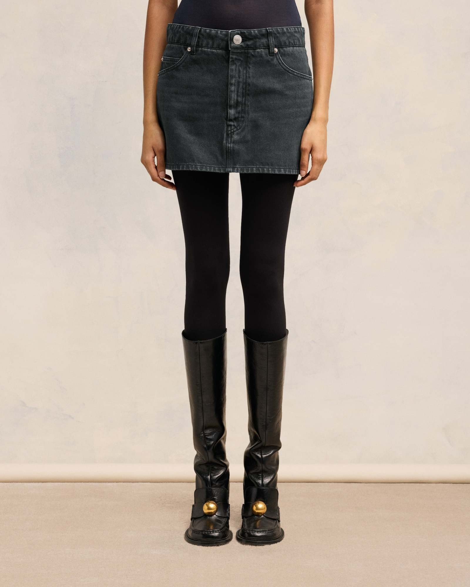 Ami Alexandre Mattiussi Logo-patch Cotton Skirt In Black