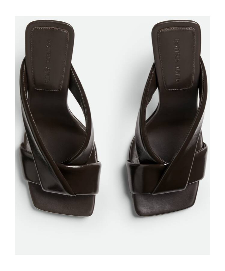 Bottega Veneta Riva Crossover Strap Sandal In Fondant