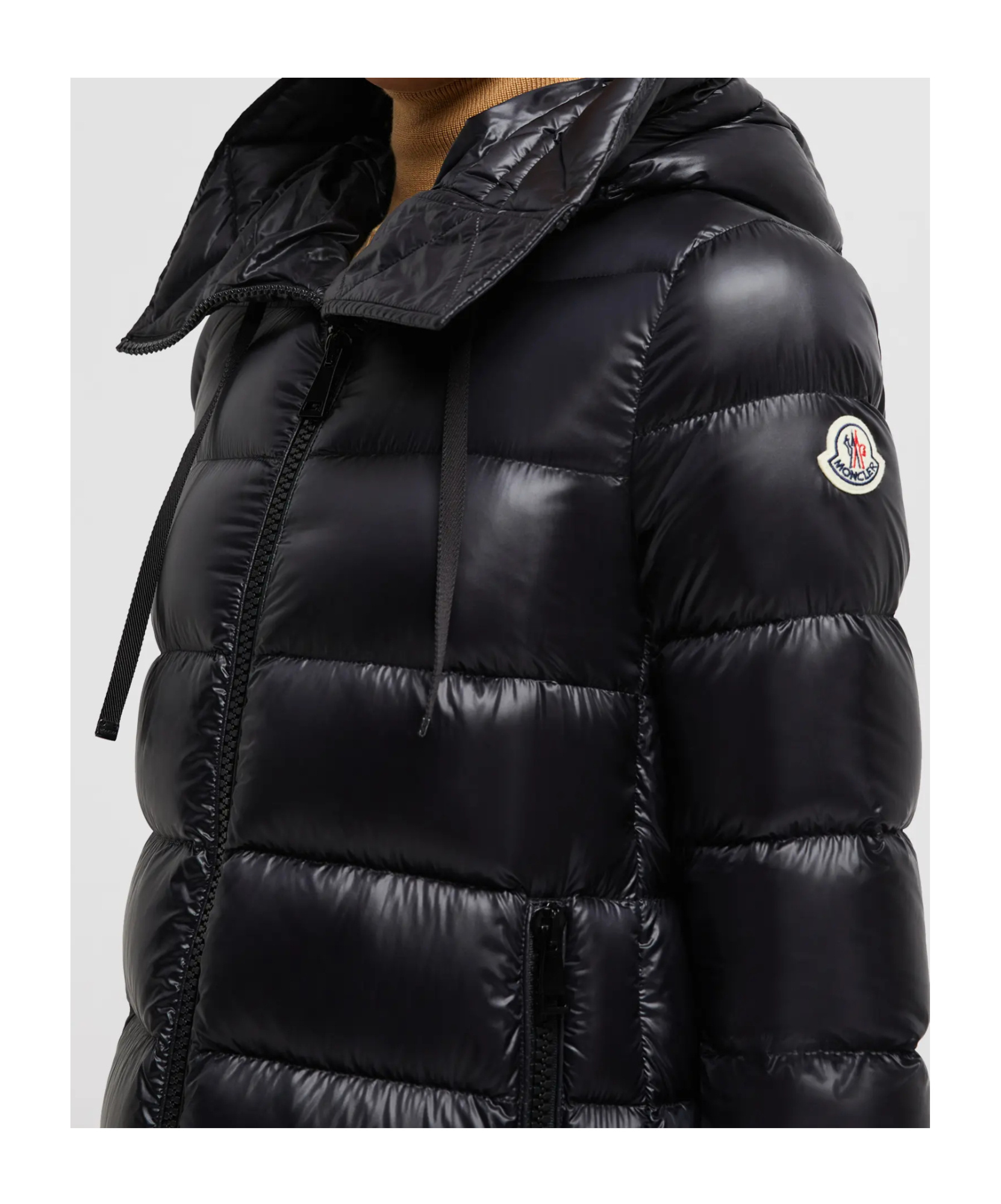 Moncler Suyen Down Jacket In Black