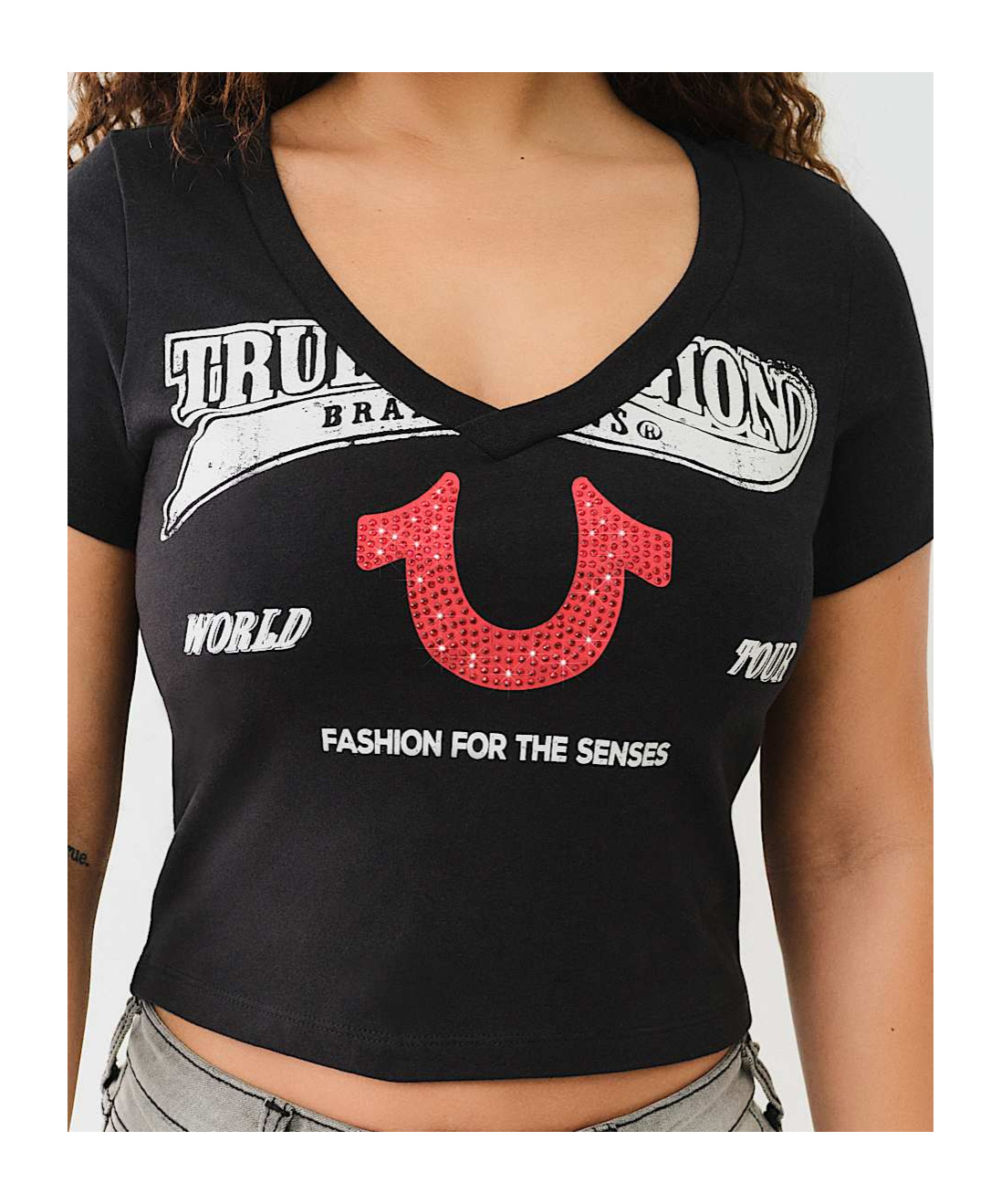 TRUE RELIGION CRYSTAL HORSESHOE V NECK BABY TEE