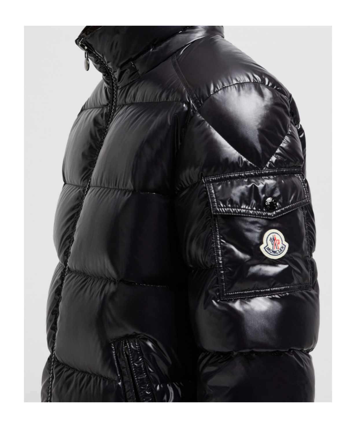 Moncler Doudoune Courte Gebroulaz In Black