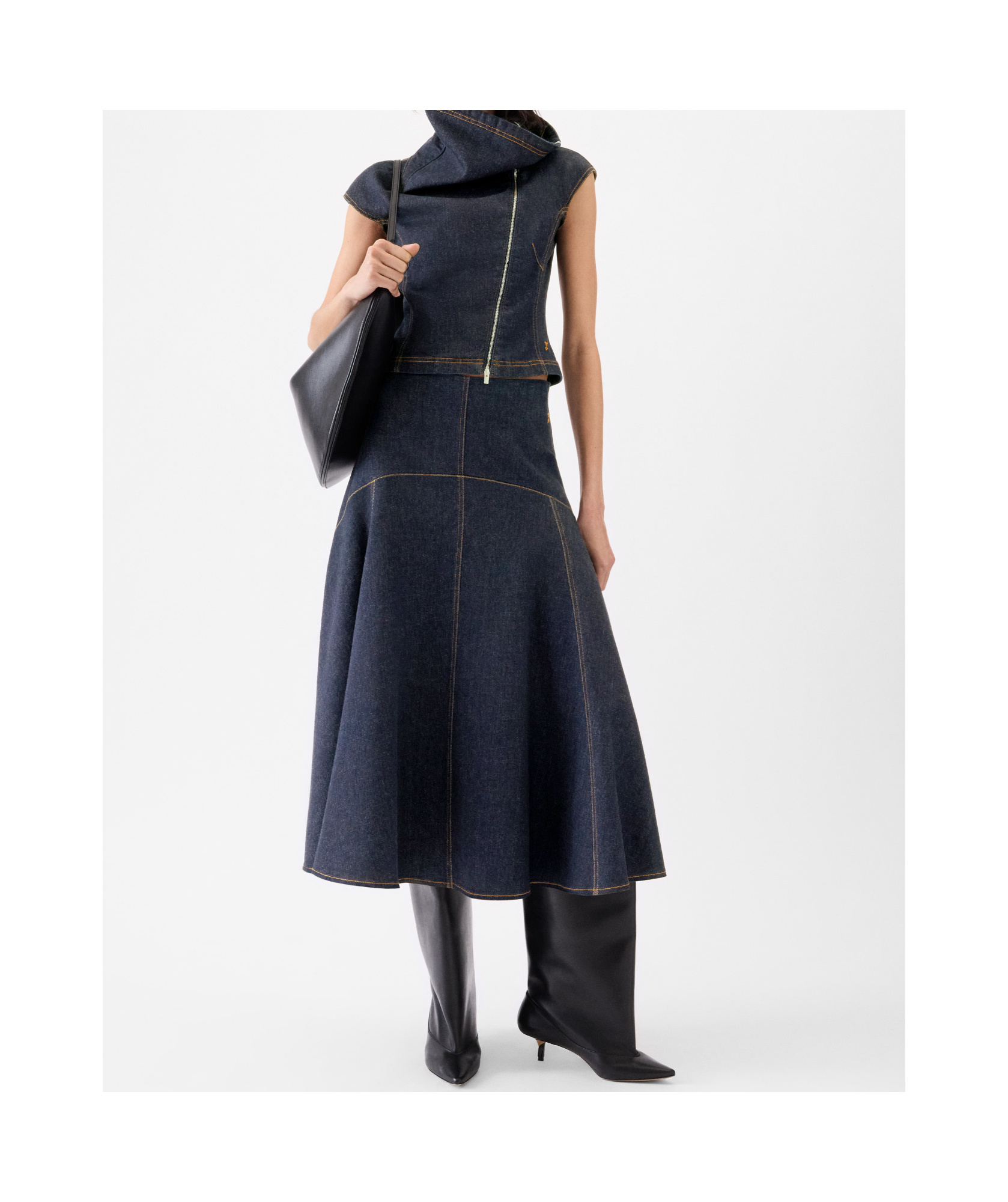 Jacquemus Flared Denim Skirt In Blue