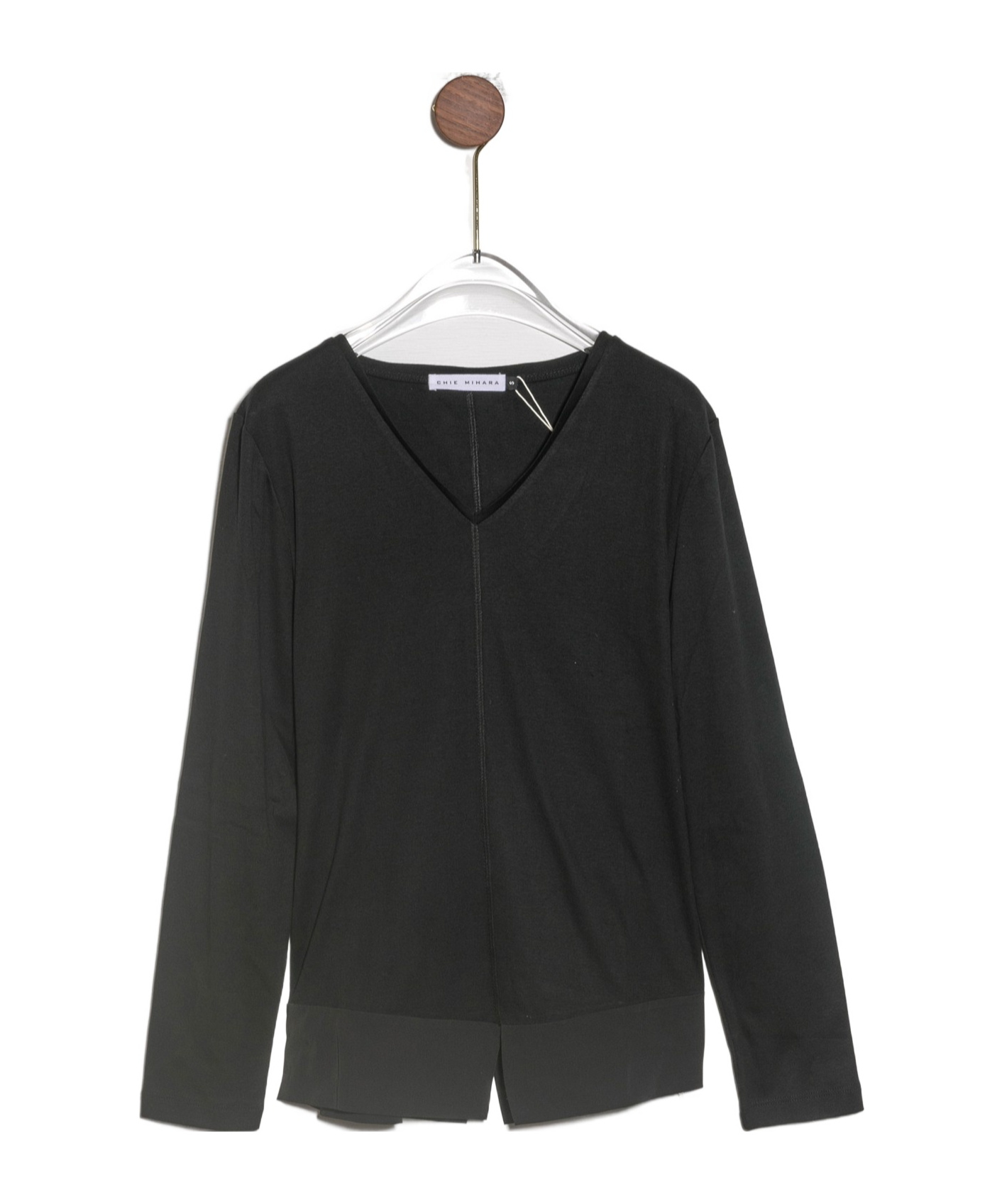 Chie Mihara V-neck Long-sleeved T-shirt In Black