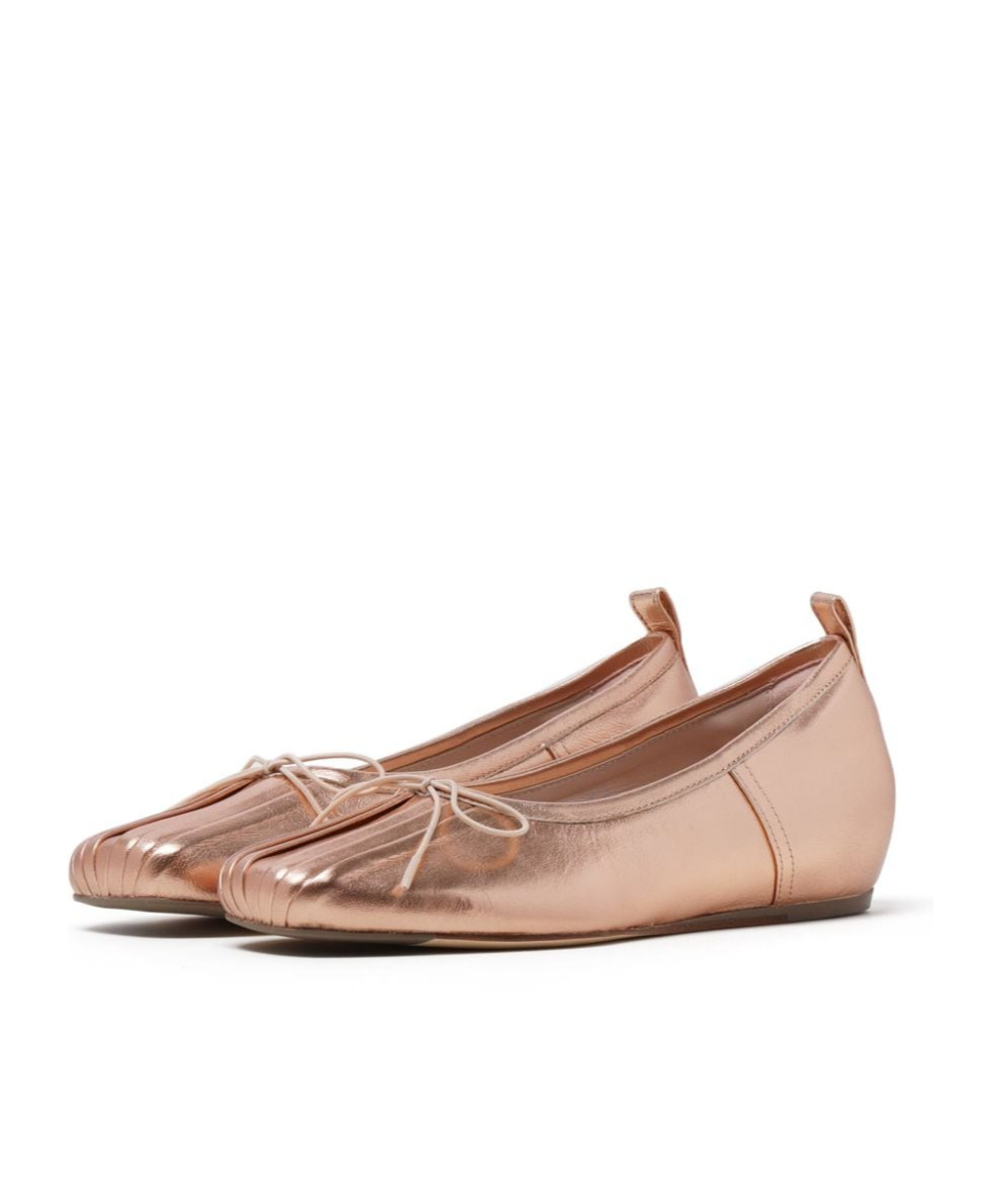 Simone Rocha Pleated Toe Ballerina Shoes In Nude