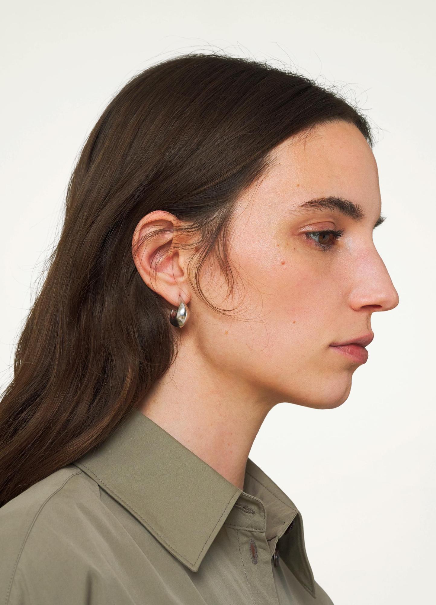 Lemaire Small Curved Drop Earrings In Yellow
