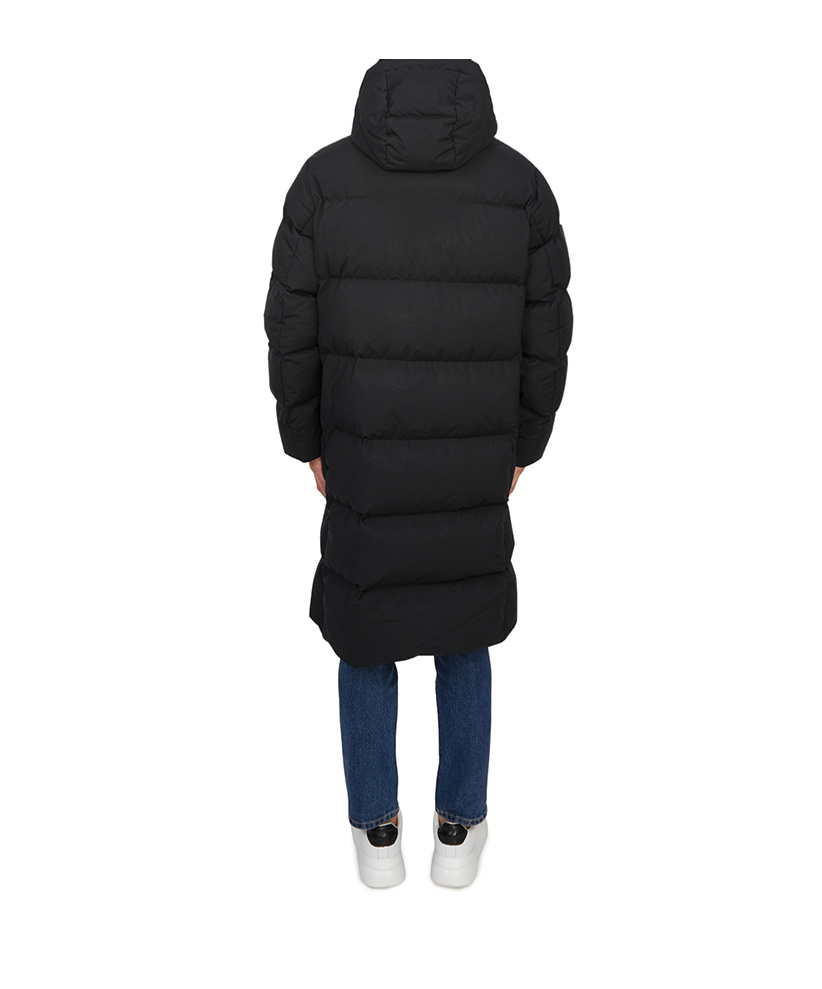 Duvetica Long-sleeved Down Jacket In Black