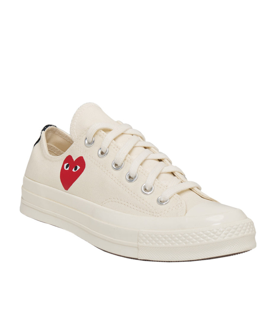 COMME DES GARÇONS PLAY X CONVERSE CHUCK '70 SMALL RED HEART LOW-TOP SNEAKERS