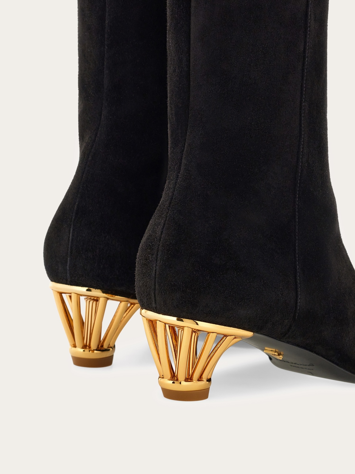 Ferragamo Mirta 40 Suede Ankle Boots In Black