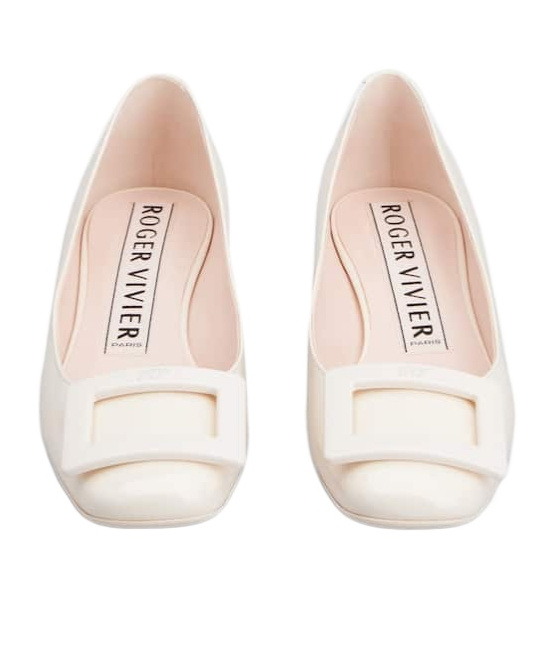 Roger Vivier Shiny Ballet Shoes In Off-white