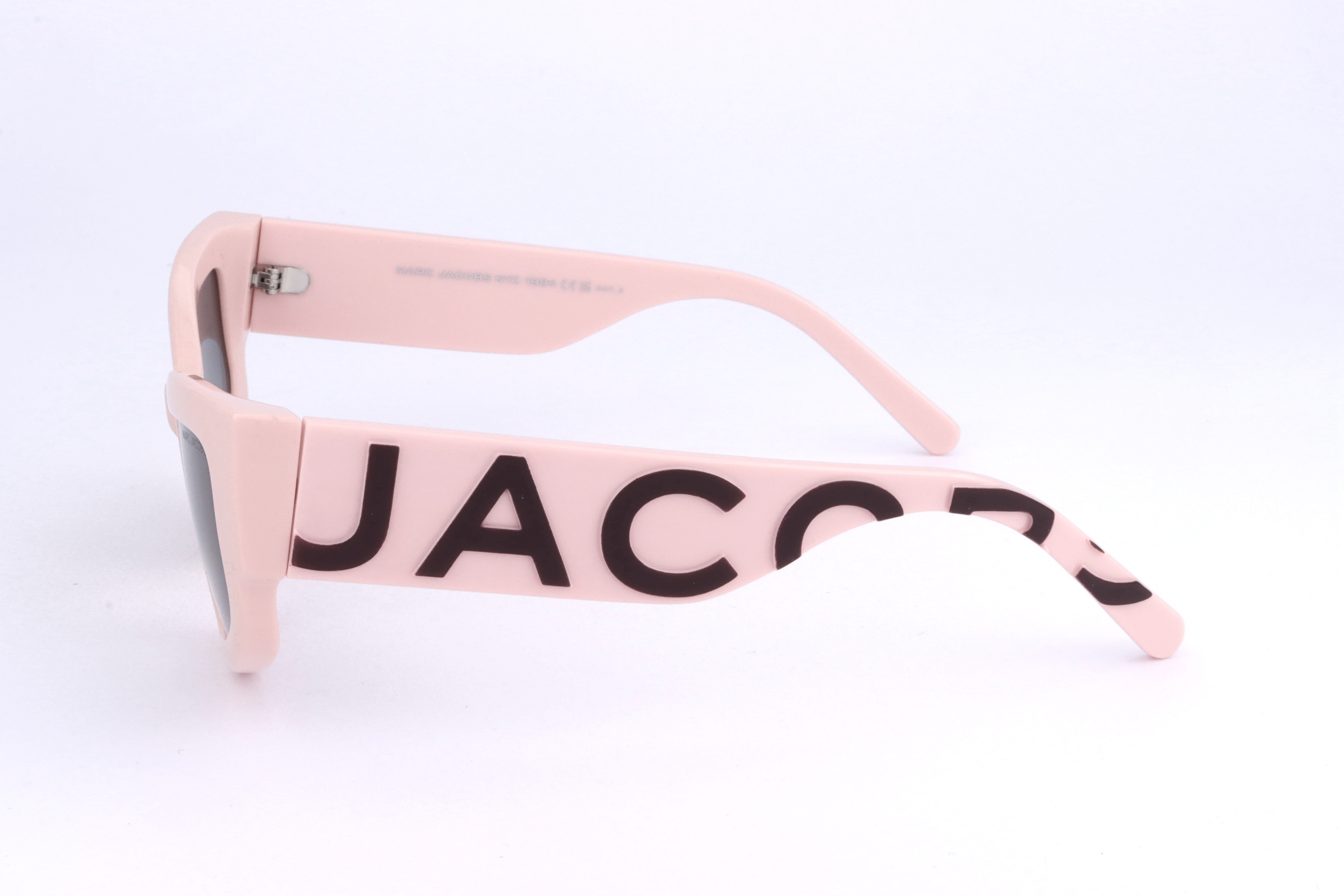 Jacquemus Full Frame Sunglasses In Pink