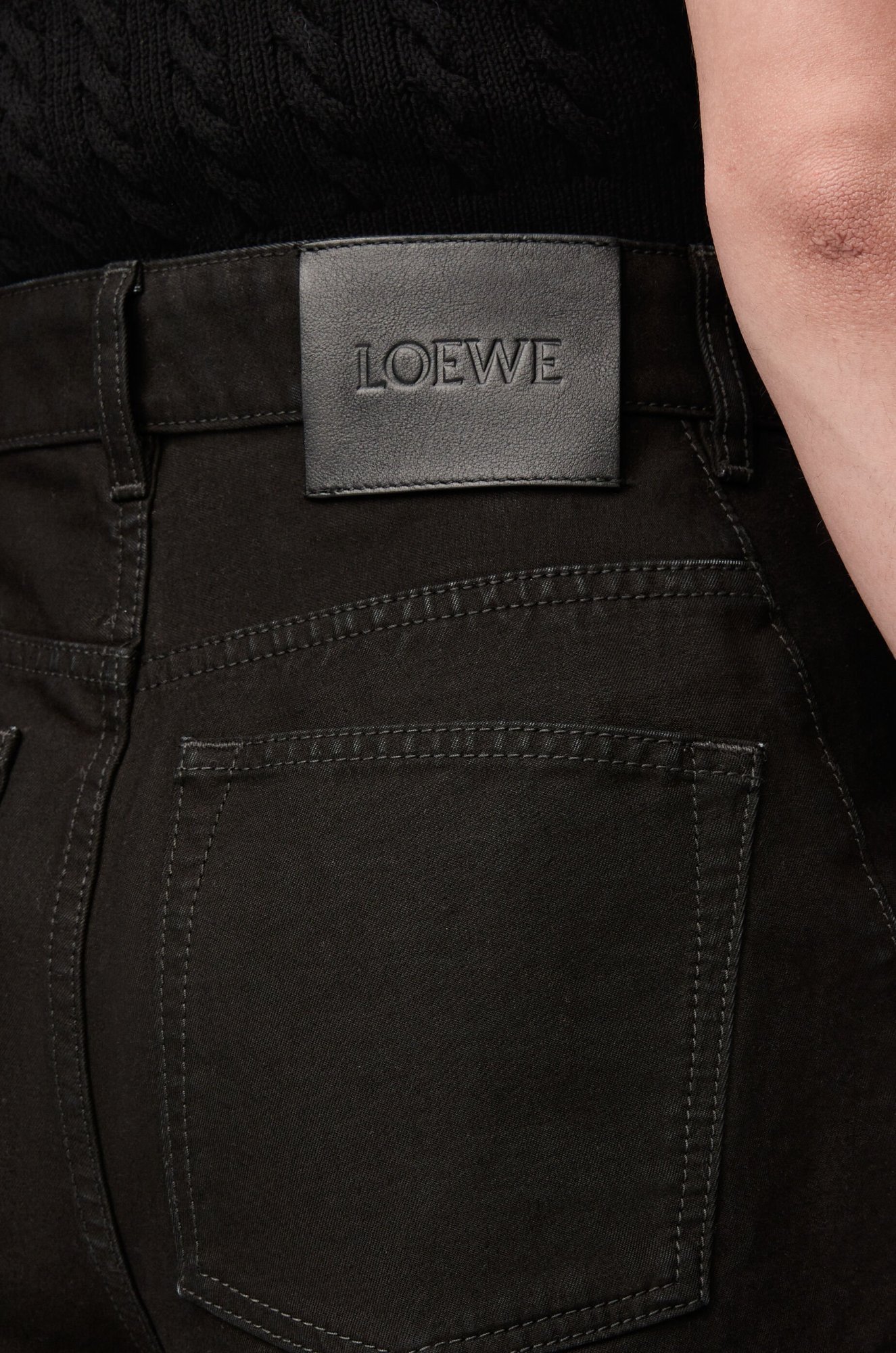 Loewe Belt-loop Casual Pants In Black