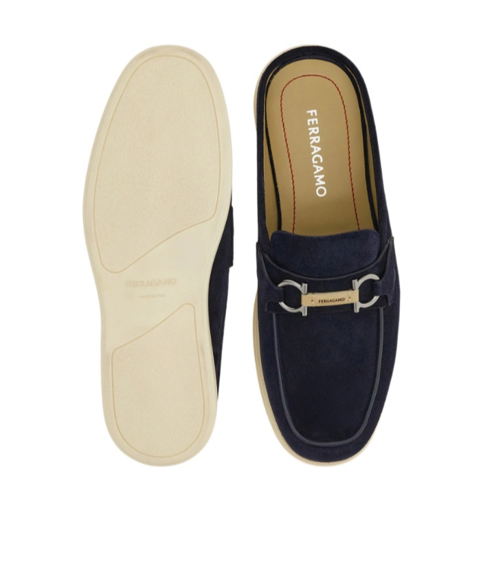 Ferragamo Gancini Buckle Loafer Mule In Black