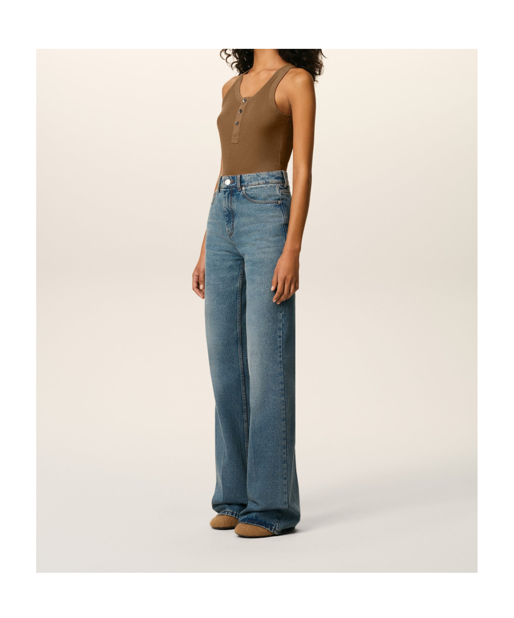 Ami Alexandre Mattiussi Button Placket Knit Vest In Brown