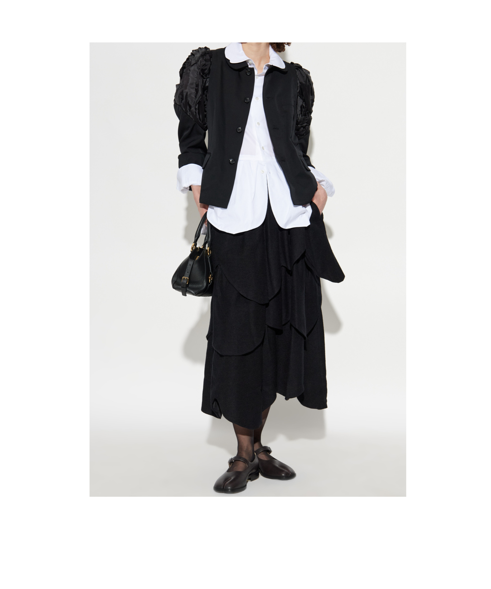 Comme Des Garçons Long-sleeved Suit Jacket In Black