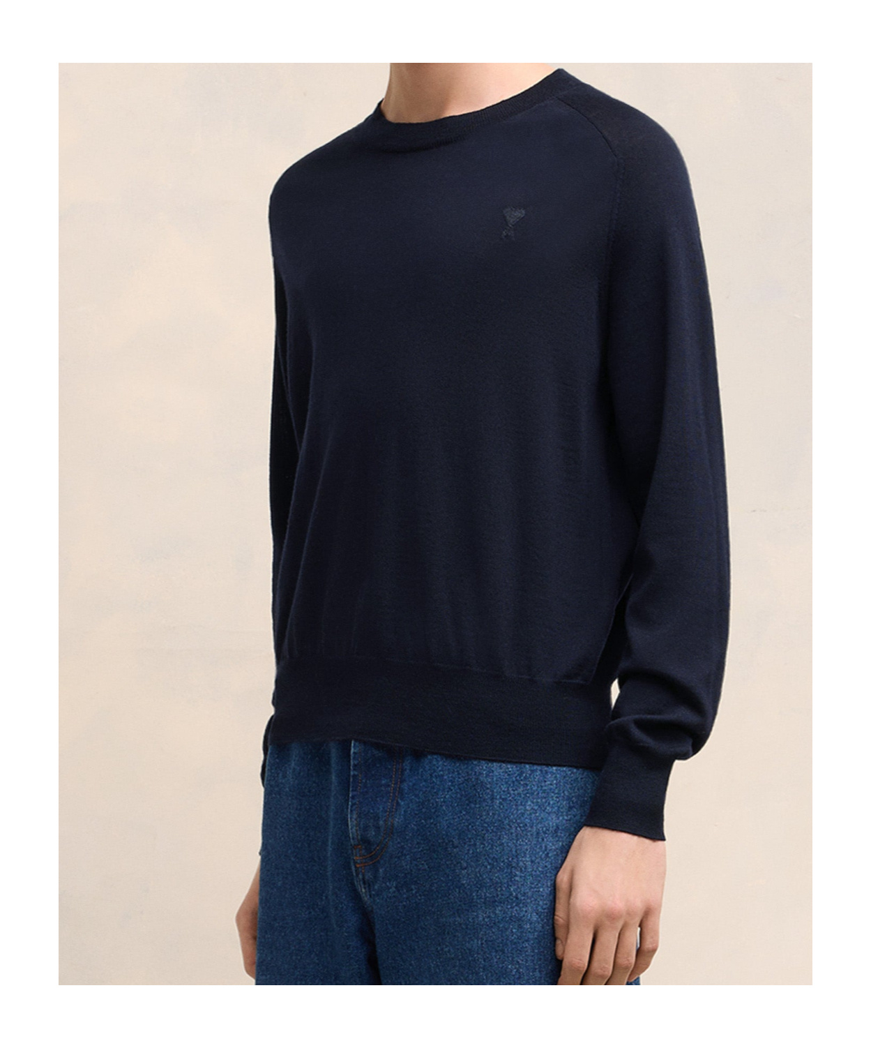 Ami Alexandre Mattiussi Ami Paris Logo Embroidered Crewneck Sweatshirt In Black