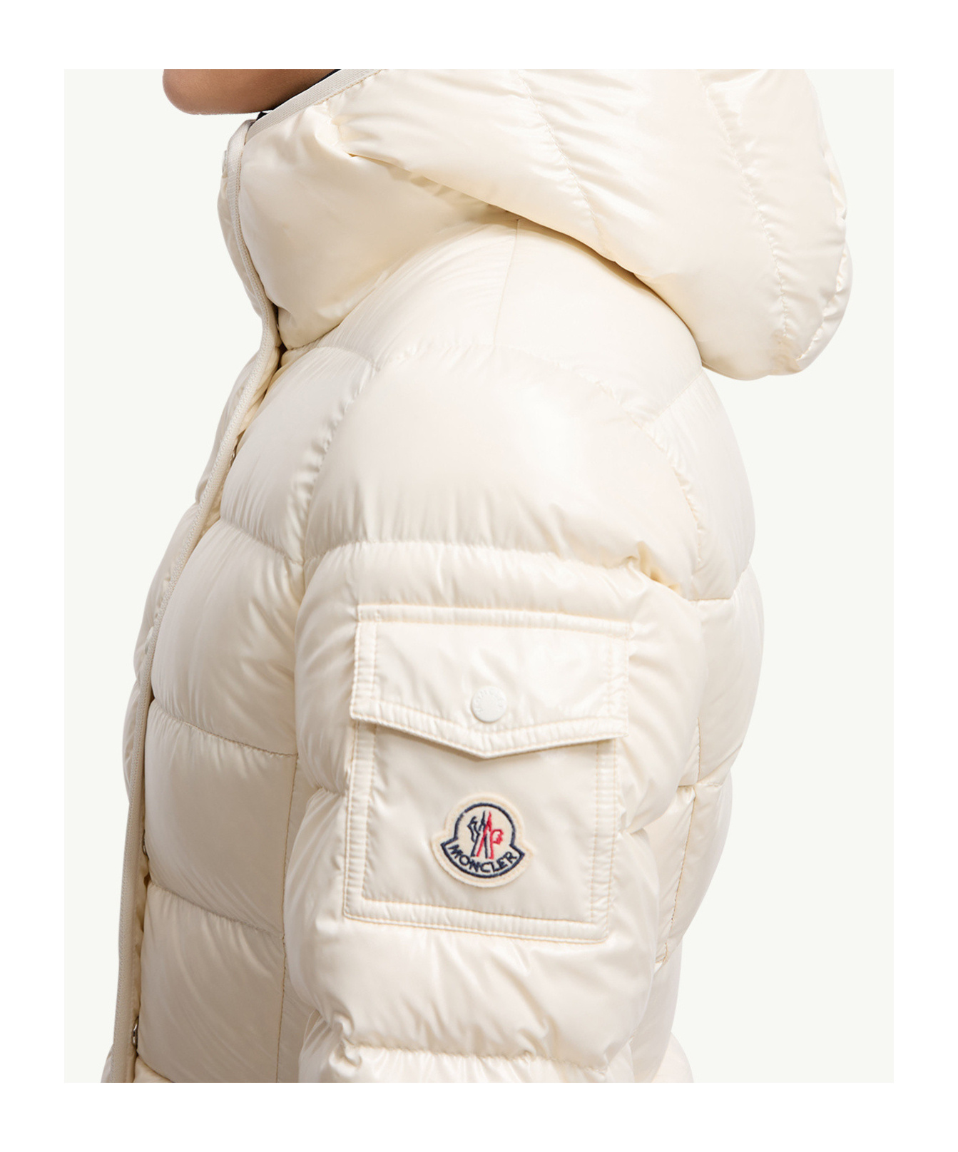 Moncler Doudoune Courte À Capuche Barante