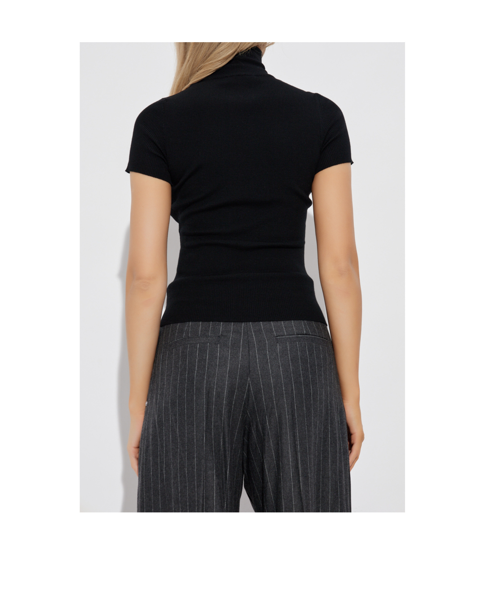 Max Mara Ribbed Turtleneck Top In Black