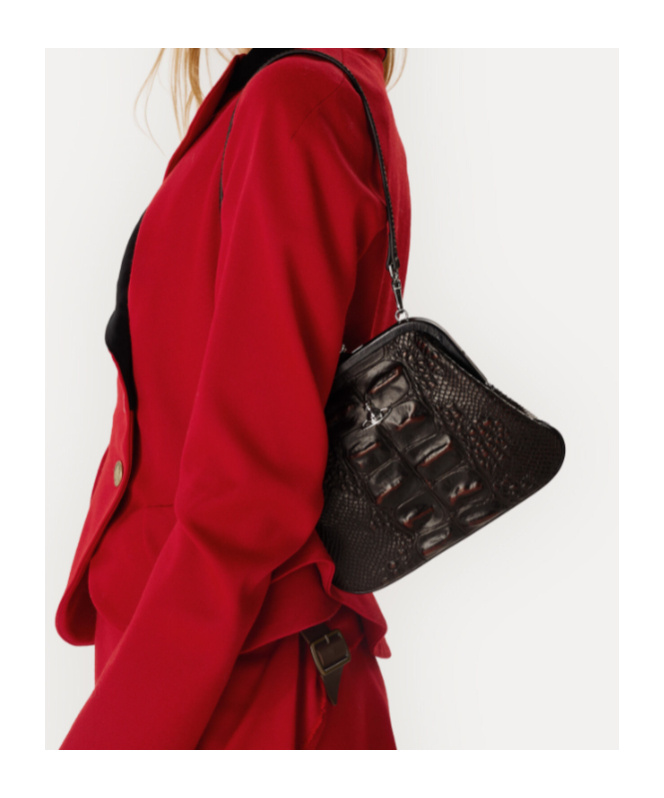 Vivienne Westwood Logo Closure Purse In Black