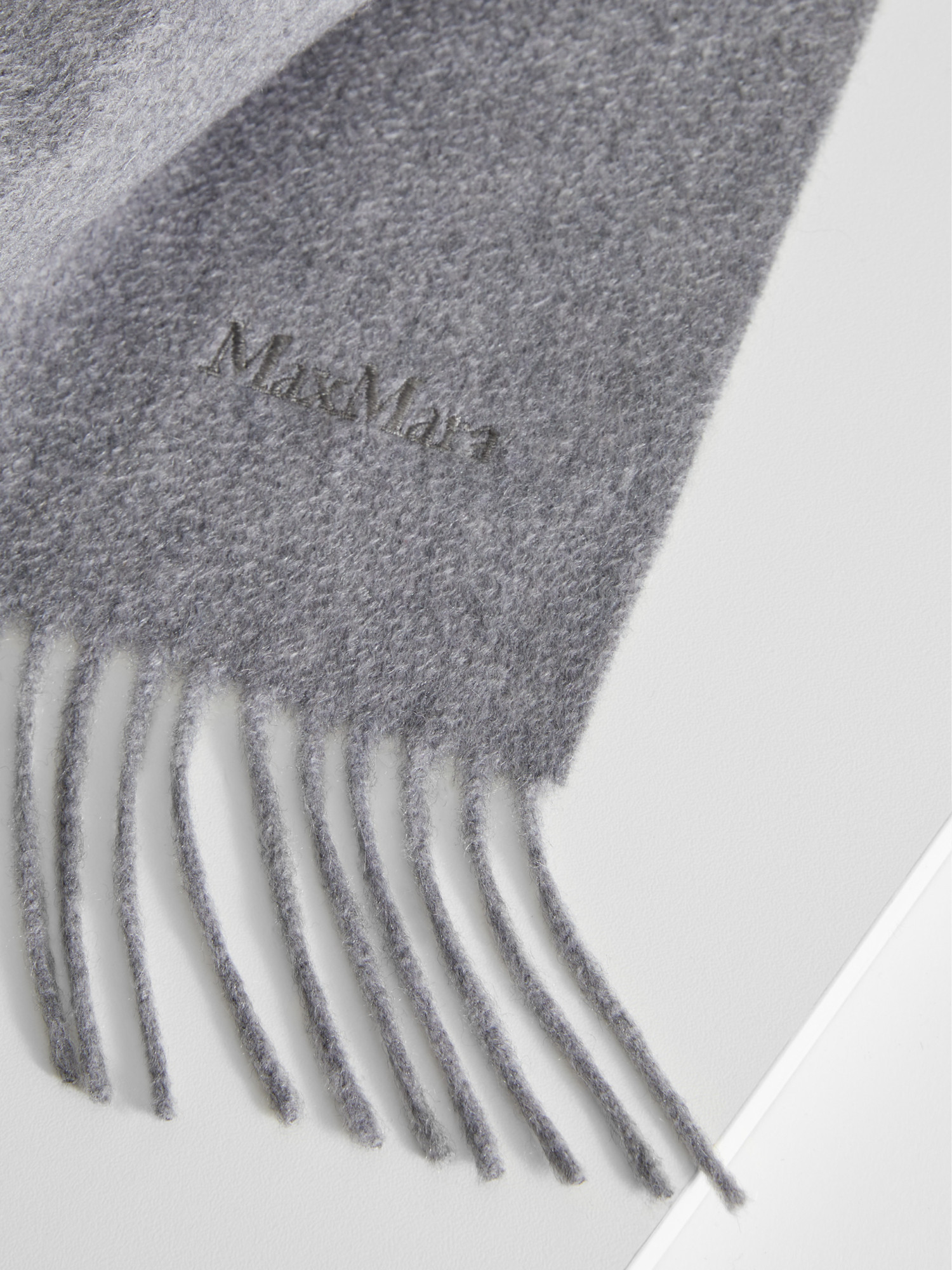 Max Mara Embroidered Cashmere Shawl In Gray