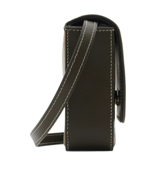 Burberry Hampshire Crossbody Bag In Nude