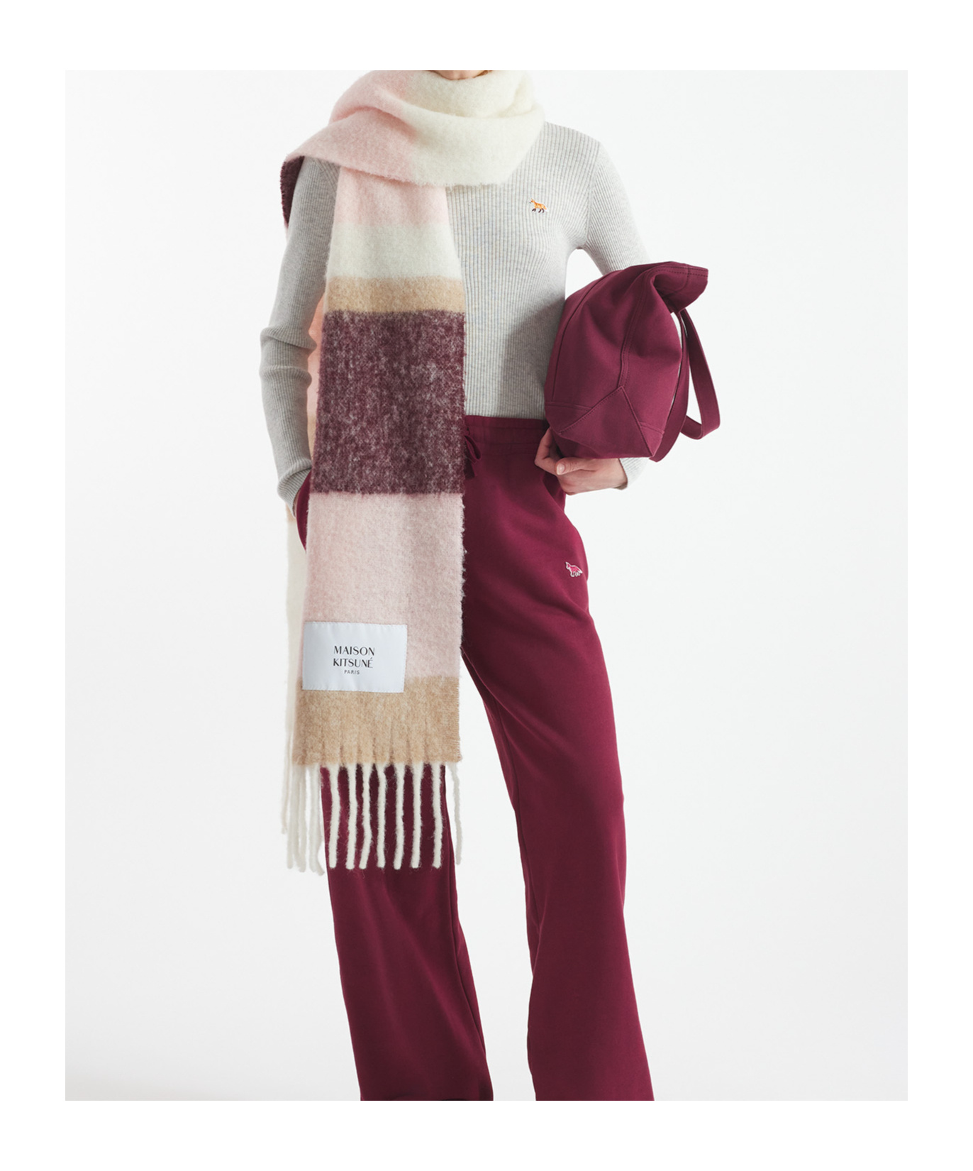 MAISON KITSUNÉ MAISON KITSUNÉ STRIPED FRINGED SCARF