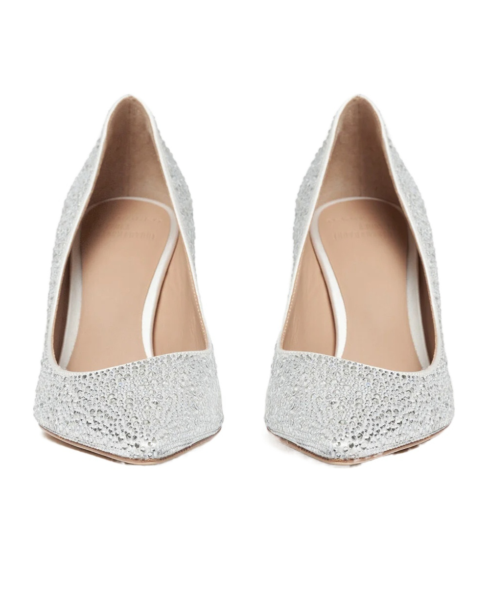 Scarosso Greta Embellished Pointed-toe Pumps In White