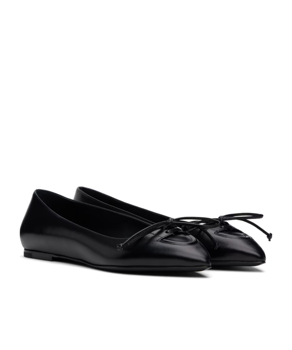 Alaïa Pointed Knot Flat Soles In Black