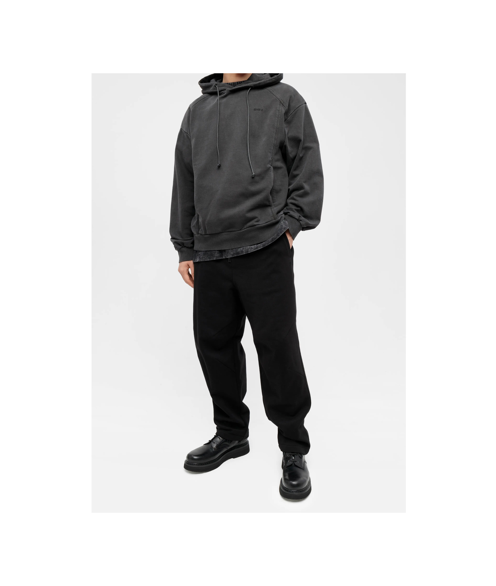 Juunj Elastic Waist Casual Pants In Black