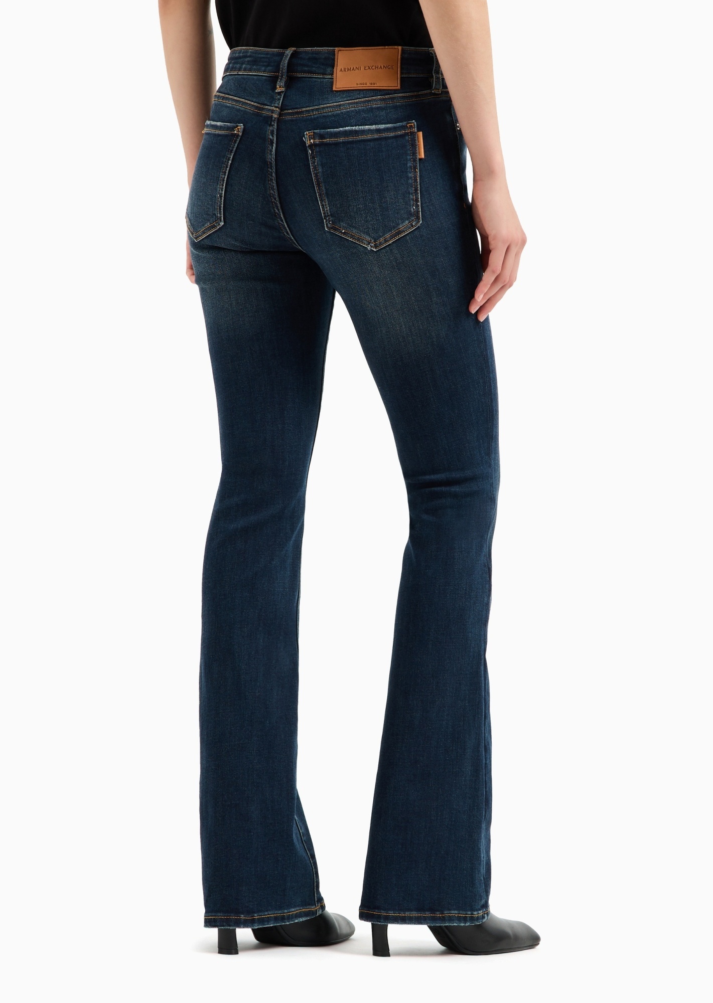 Shop Armani Exchange Multi-pocket Jeans In Denim Indigo