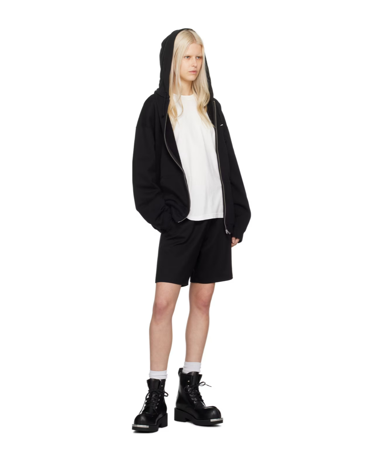 Shop Mm6 Maison Margiela Plain Knitted Pleated Shorts In Black