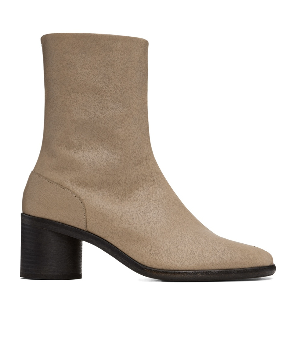 Maison Margiela Tabi Ankle Boots In Brown