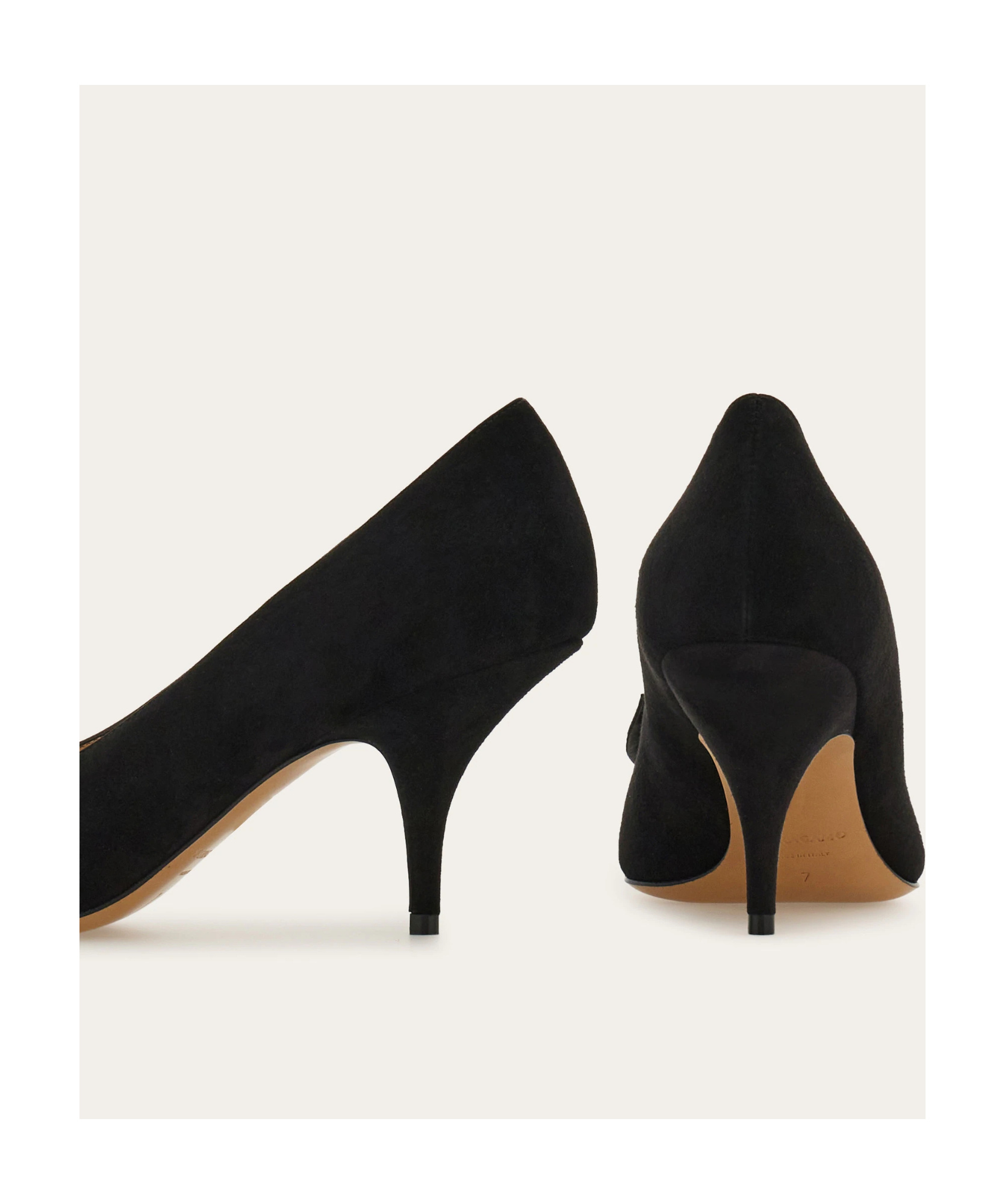 Ferragamo Pointed Toe Stiletto Heel Pumps With Bow In Black