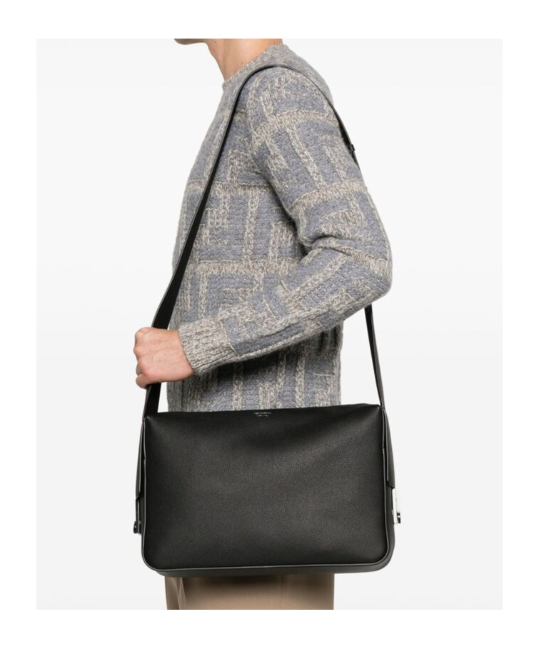 FERRAGAMO ZIPPERED SHOULDER BAG