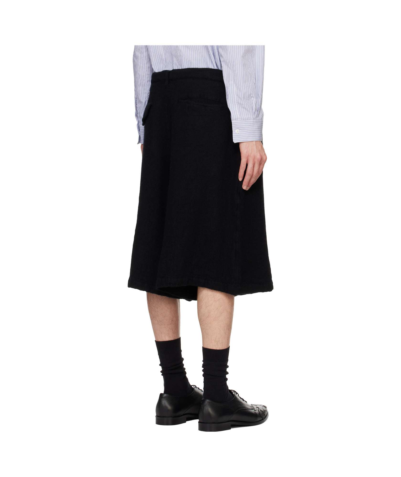 Comme Des Garçons Serge Shorts In Black