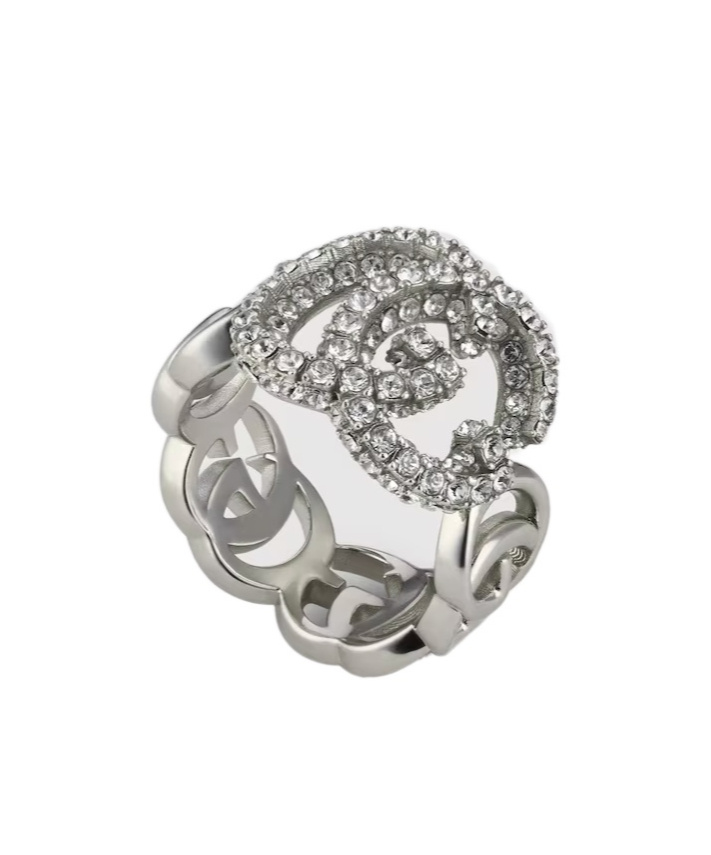 Gucci Gg Marmont Crystal Ring In Gray