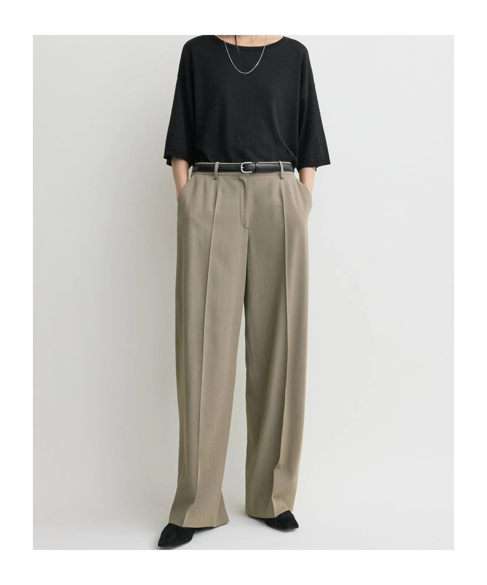 Totême Belt Loop Casual Pants In Green