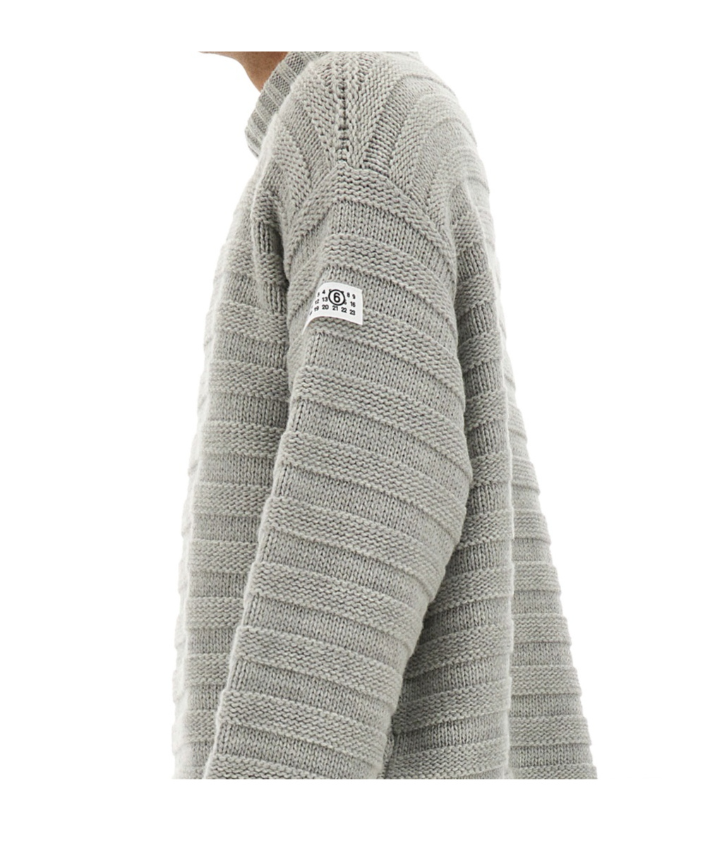 Mm6 Maison Margiela Mm6 By Maison Margiela Textured Knit Turtleneck Sweater With Oversized Silhouette In Gray
