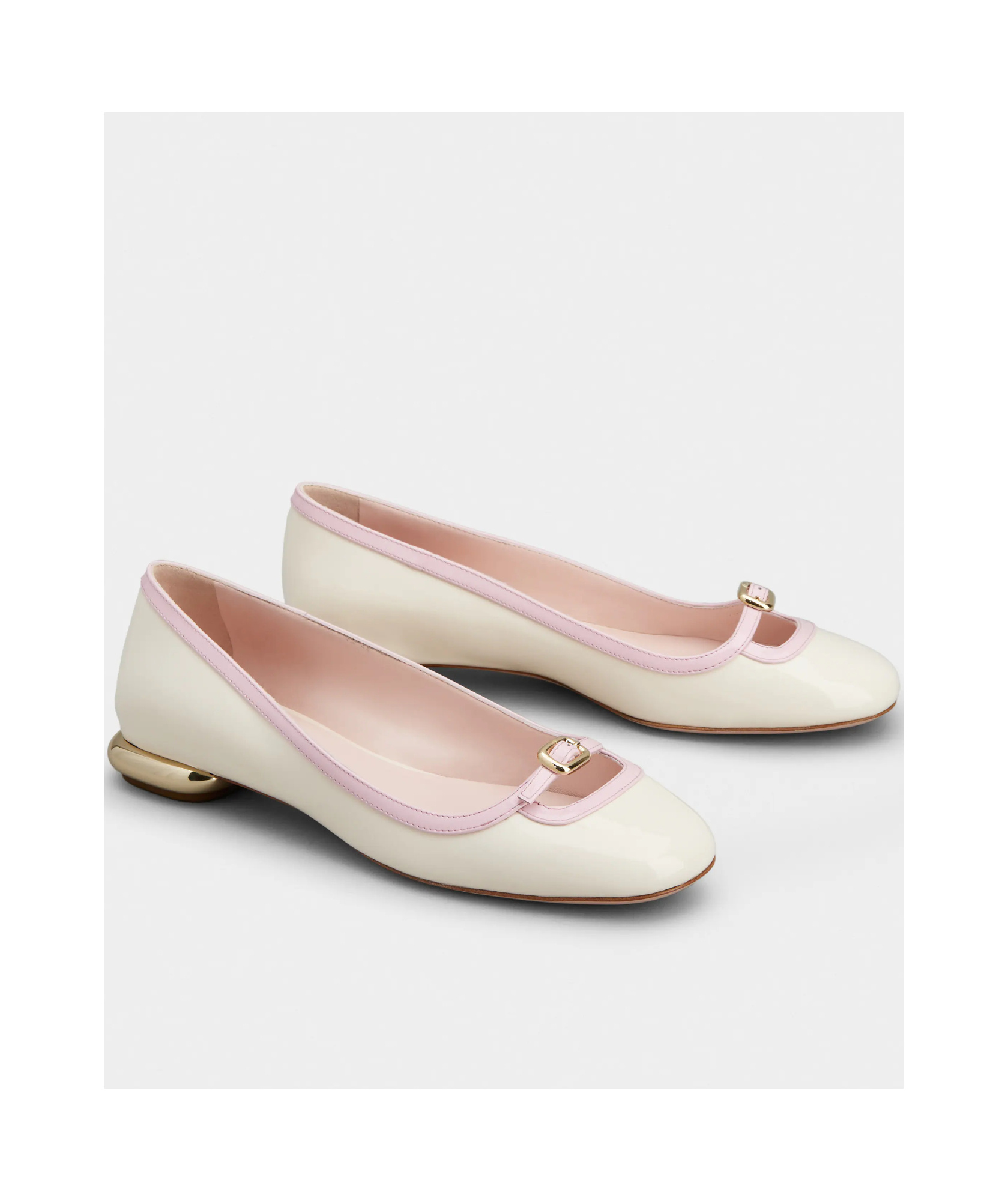 Roger Vivier Viv' Podium Ballerinas In Patent Leather In White