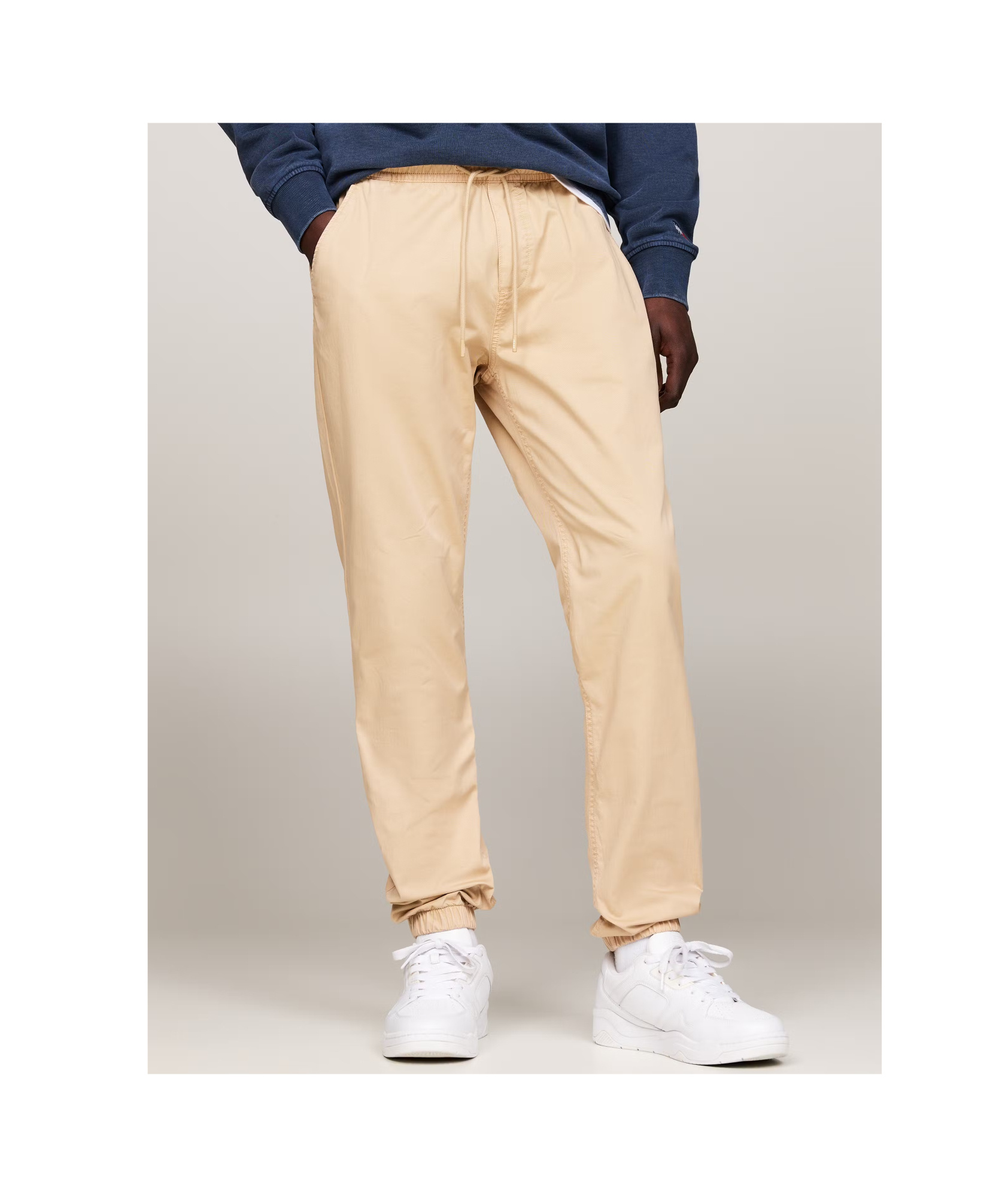 Tommy Hilfiger Austin Slim Joggers In Neutral