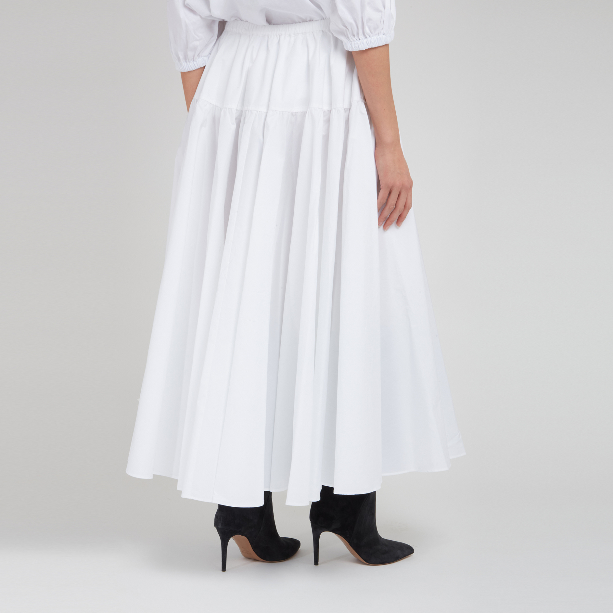 Patou Drawstring Flared Tiered Skirt In White