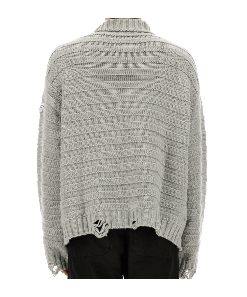 Mm6 Maison Margiela Mm6 By Maison Margiela Textured Knit Turtleneck Sweater With Oversized Silhouette In Gray