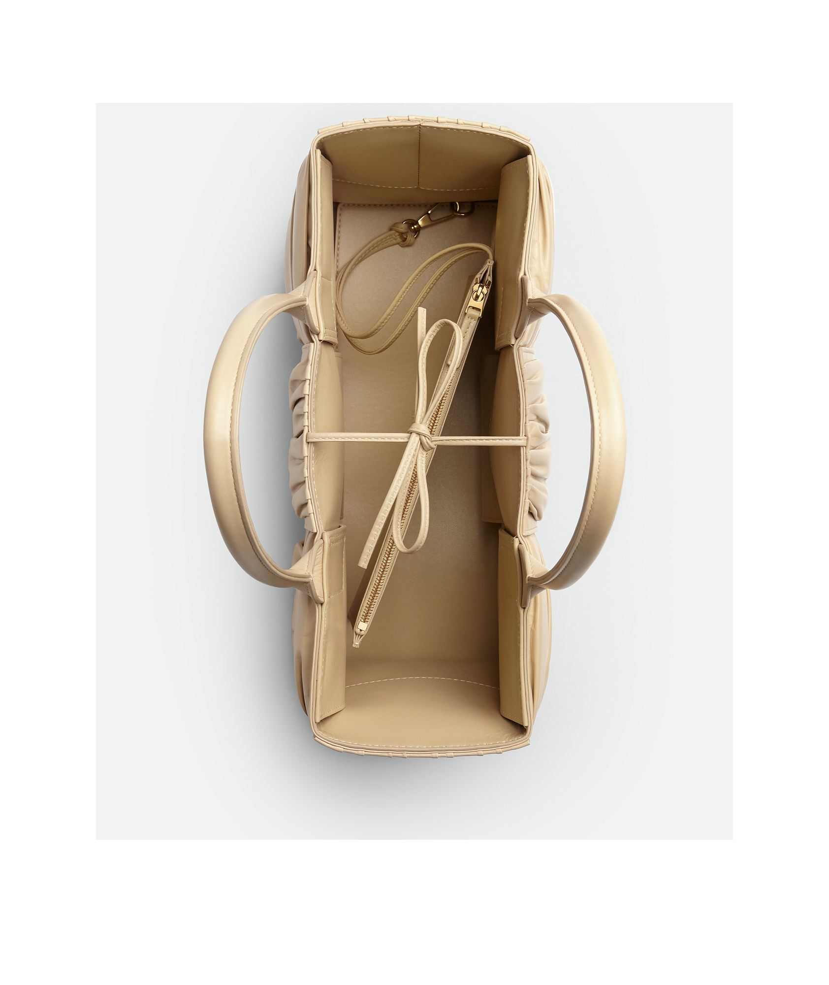 BOTTEGA VENETA BOTTEGA VENETA ARCO WOVEN PLEATED TOTE BAG