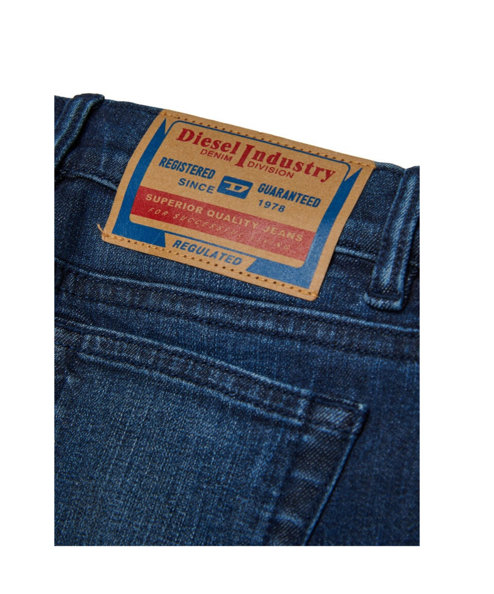 Diesel 1978-j Jeans In Blue