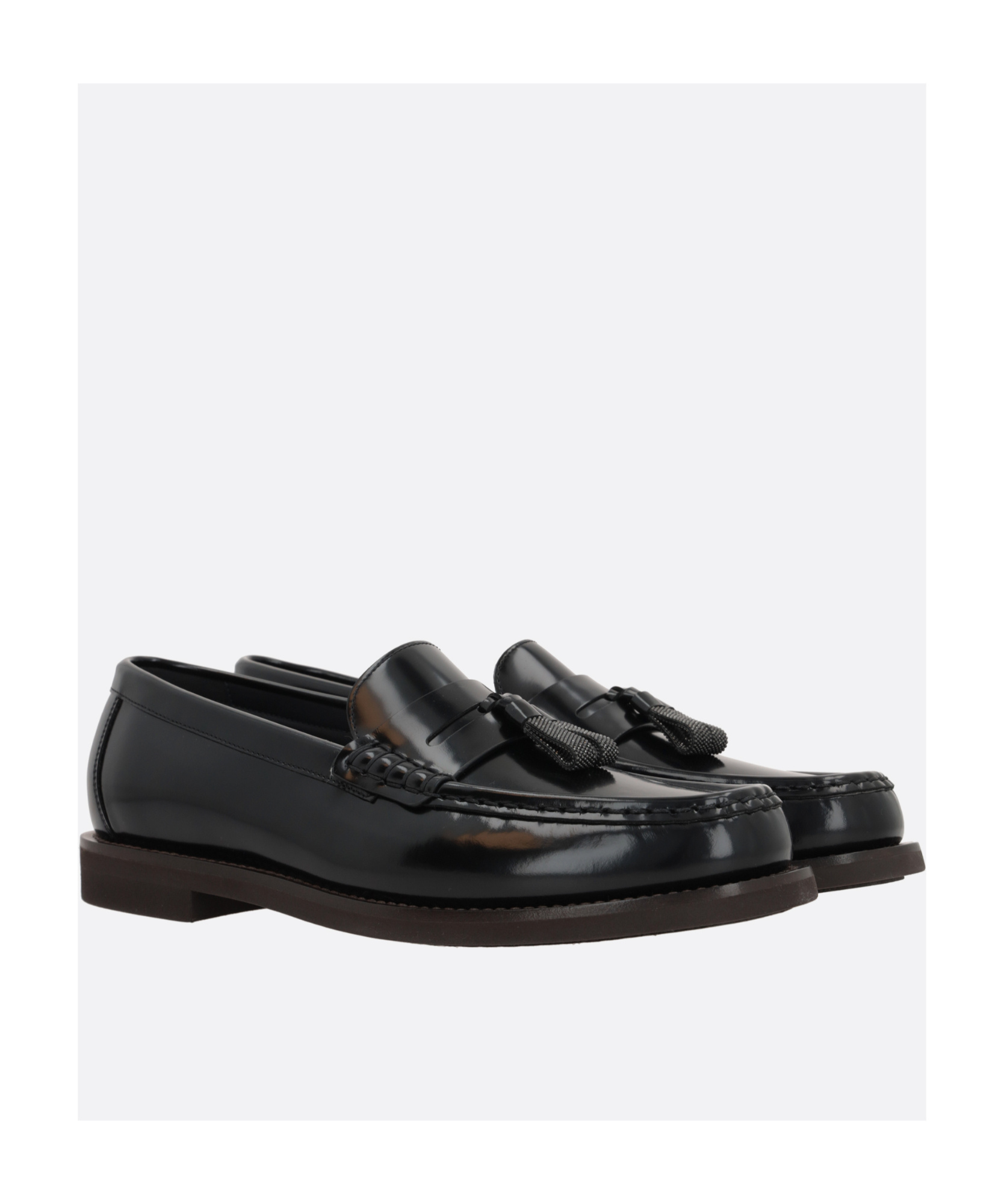 Brunello Cucinelli Minimal Shiny Tassel Calfskin Lo In Black