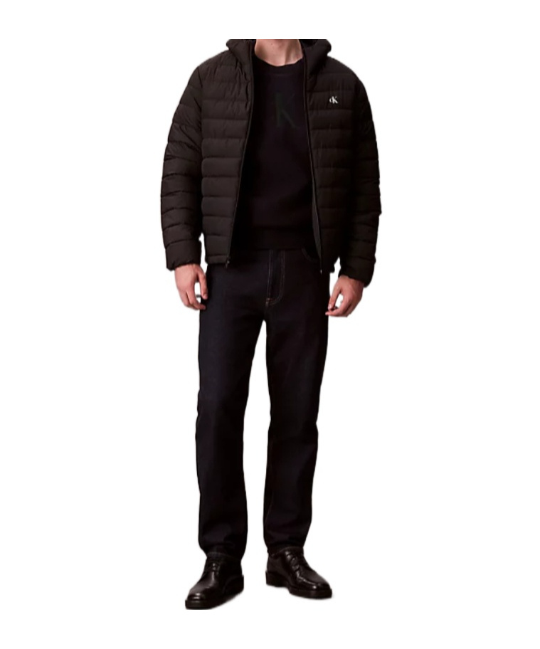 Calvin Klein 90s Taper Fit Jeans In Black