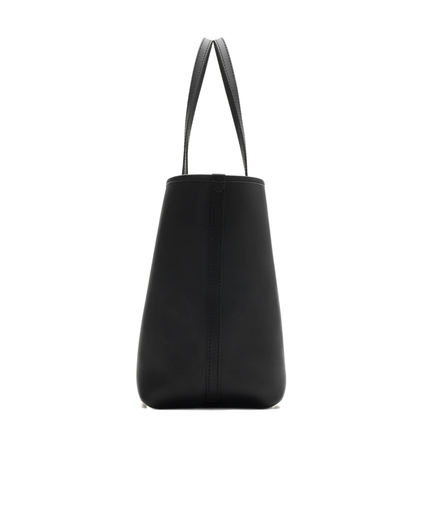 Burberry Medium Highlands Leather Shopping Shoulder Bag In Black