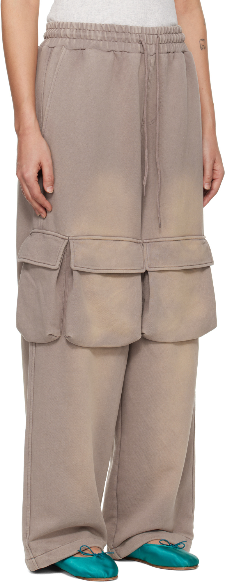 Open Yy Washed Pocket Baggy Sweatpants In Neutral