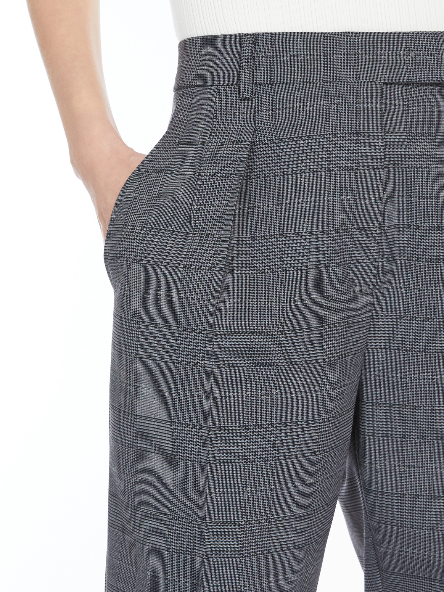 Max Mara Carrot Cut Pants In Gray